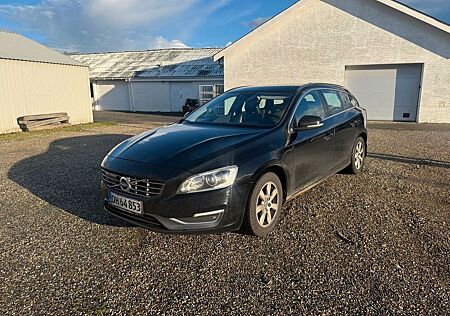 Volvo V60 Kombi Momentum