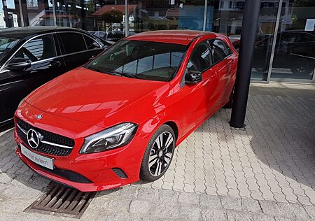 Mercedes-Benz A 200 -