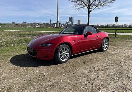 Mazda MX-5 1.5 SKYACTIV-G 132 Center-Line NUR SOMMER!