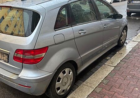 Mercedes-Benz B 180 CDI -