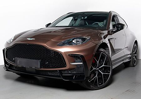Aston Martin DBX S | Magneto Bronze | PANO | 360° | B&W