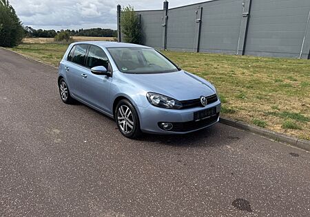 VW Golf Volkswagen 1.2 TSI 63 kW Comfortline