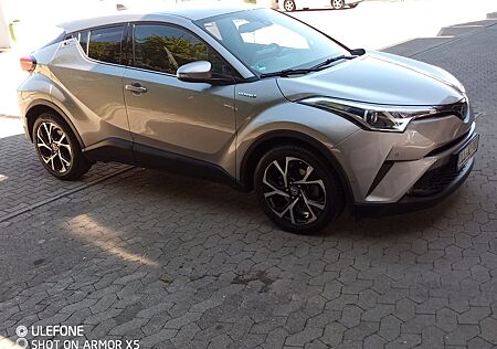 Toyota C-HR 1.8-l-VVTi Hybrid Team Deutschland Team...