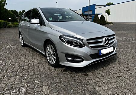Mercedes-Benz B 180 Style, Rentnerfahrzeug, nur 43tsd km