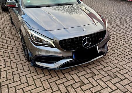 Mercedes-Benz CLA 45 AMG Mercedes-AMG CLA 45 4MATIC DCT Me...
