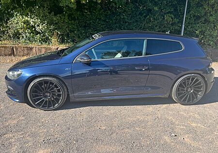 VW Scirocco Volkswagen 2.0 TSI -