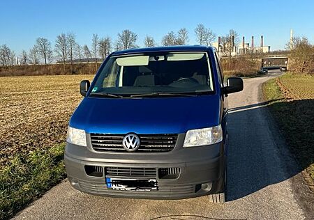 VW T5 Volkswagen Transporter 2.5 TDI