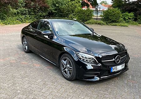 Mercedes-Benz C 200 Coupé AMG Line AHK+Burmester+DISTRONIC