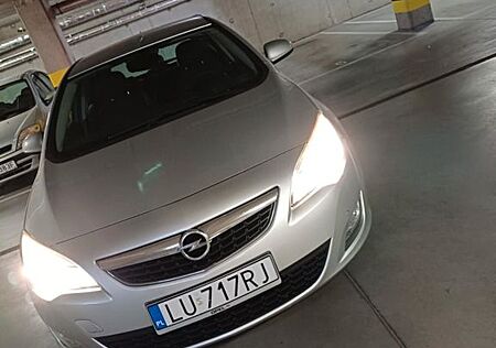 Opel Astra 1.6 Turbo Edition 132kW Edition