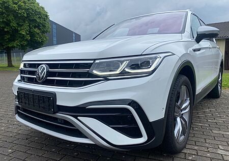VW Tiguan Allspace Volkswagen Elegance 4Motion/IQ Drive/AHK