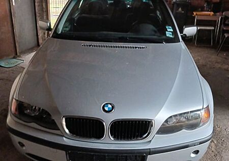 BMW 320i Edition Sport Automatik 170 PS 1.Hand
