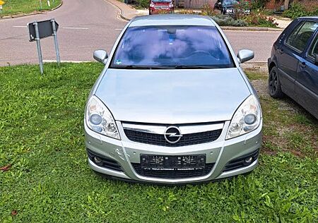 Opel Vectra 2.2 DIRECT Automatik