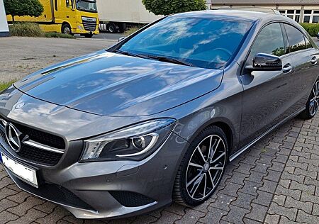 Mercedes-Benz CLA 220 CDI -
