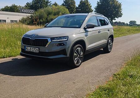 Skoda Karoq 1.5l TSI TOUR/3JGarantie/Service neu/AHK