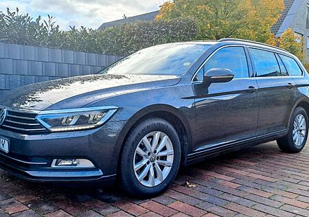 VW Passat Variant gebraucht kaufen VW Passat Variant Volkswagen 2.0 TDI SCR DSG Business Vari...