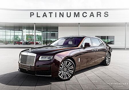 Rolls-Royce Ghost Extended Wheelbase V12 563hp / LOOK SPEC