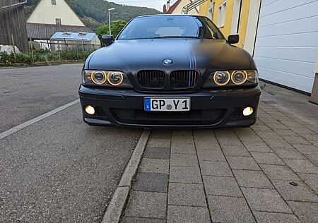 BMW 540i V8 KOMPRESSOR