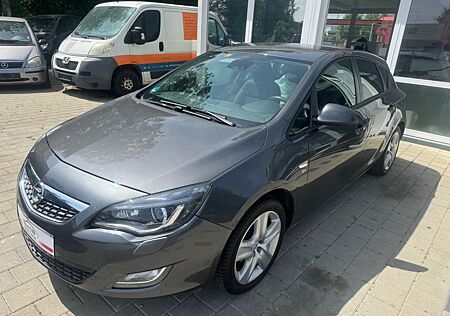 Opel Astra J Lim. 5-trg. Edition*1.HAND*Tüv