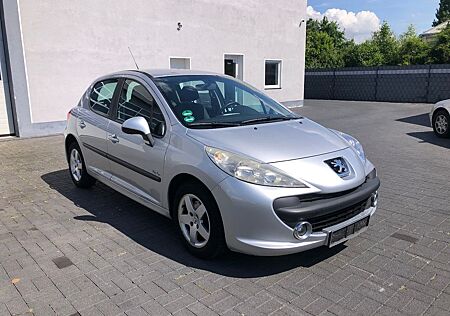 Peugeot 207 Urban Move 1.4i