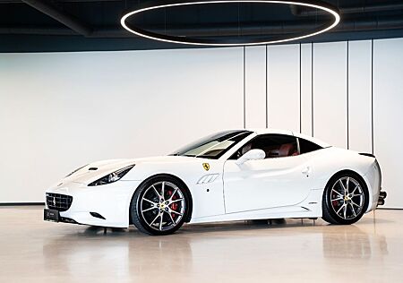 Ferrari California 4.3 V8 4-Sitzer with VAT*