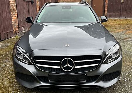 Mercedes-Benz C 220 d 4MATIC T Autom. -