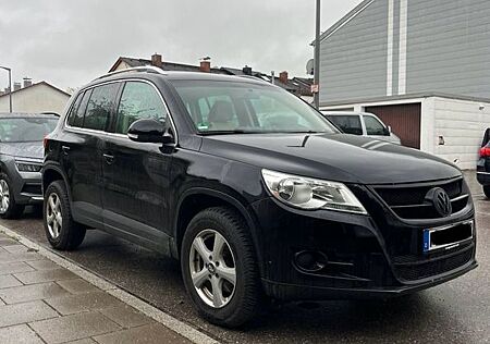 VW Tiguan Volkswagen 2.0 TDI 125kW 4MOTION Volleder