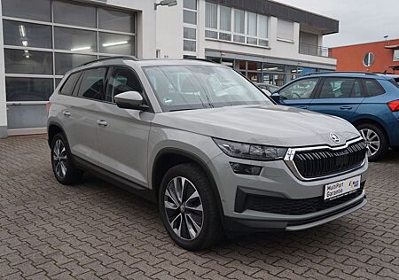 Skoda Kodiaq Tour 7-Sitzer*DSG*VIRTUAL*LED*PDC*AHK