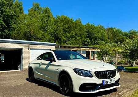 Mercedes-Benz C 63 AMG C 63S AMG Checkheft Garantie Keramik Pano Dig.T