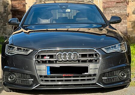 Audi S6 4.0 TFSI quattro S tronic Avant