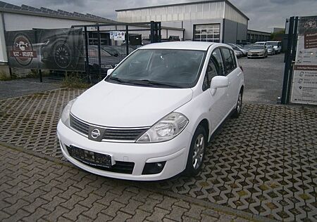 Nissan Tiida 1.6 visia