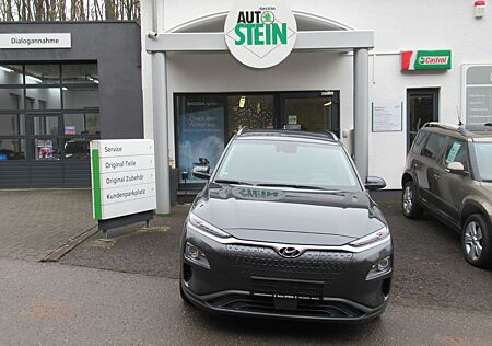 Hyundai Kona Premium Elektro 2WD,Wärmepumpe,Navigation..