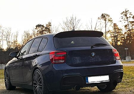 BMW 116i Sport Line Sport Line