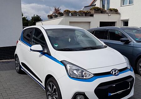 Hyundai i10 1.0 PASSION Edition blue