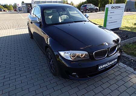 BMW 120i 120 Baureihe 1 Coupe ,Klima,Alu,Navi,Xenon