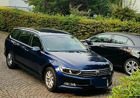 VW Passat Variant Volkswagen 2.0 TDI SCR Comfortline Varia...