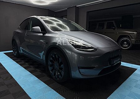 Tesla Model Y Performance °Quicksilber°1. Hand°AHK°AUT