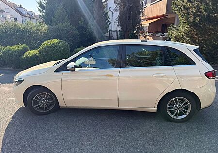 Mercedes-Benz B 180 CDI -