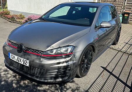 VW Golf Volkswagen 2.0 TSI DSG BMT GTI Performance GTI Per...