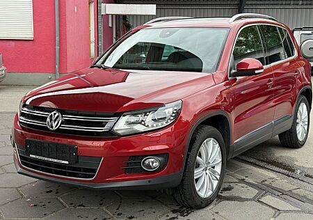 VW Tiguan Volkswagen Lounge Sport & Style BMT 4Motion*2.0TDi*