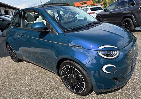 Fiat 500E 500 e La Prima
