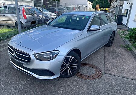 Mercedes-Benz E 200 d T-Modell Avantgarde Taxi