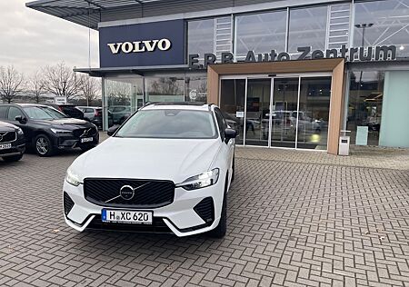 Volvo XC 60 XC60 B5 Plus Dark AWD