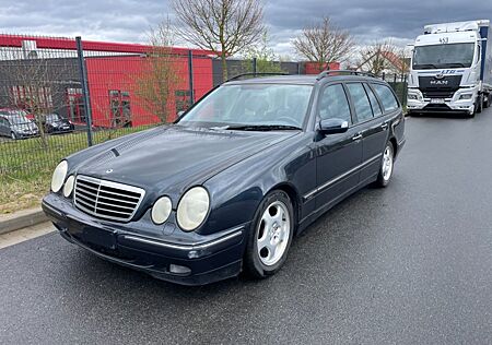 Mercedes-Benz E 240 T AVANTGARDE AUTOMATIK