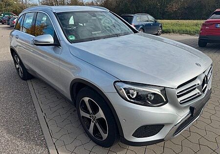 Mercedes-Benz GLC 250 d 4Matic Exclusive / NAVI /1. Hand/