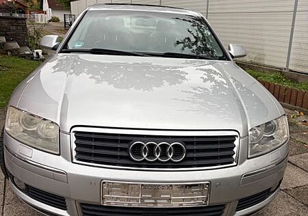 Audi A8 D3