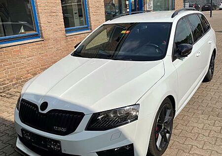 Skoda Octavia 2.0 TDI DSG RS Combi RS