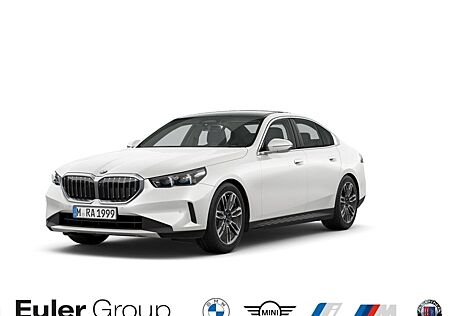 BMW 520 d Lim M-Sport HUD AHK Pano Navi Soundsystem