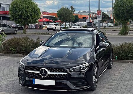 Mercedes-Benz CLA 220 Shooting Brake CLA 220 d 4MATIC -ADCT