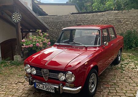 Alfa Romeo Giulia Super