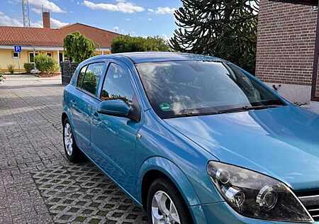 Opel Astra 1.6 Twinport Sport 77kW Sport